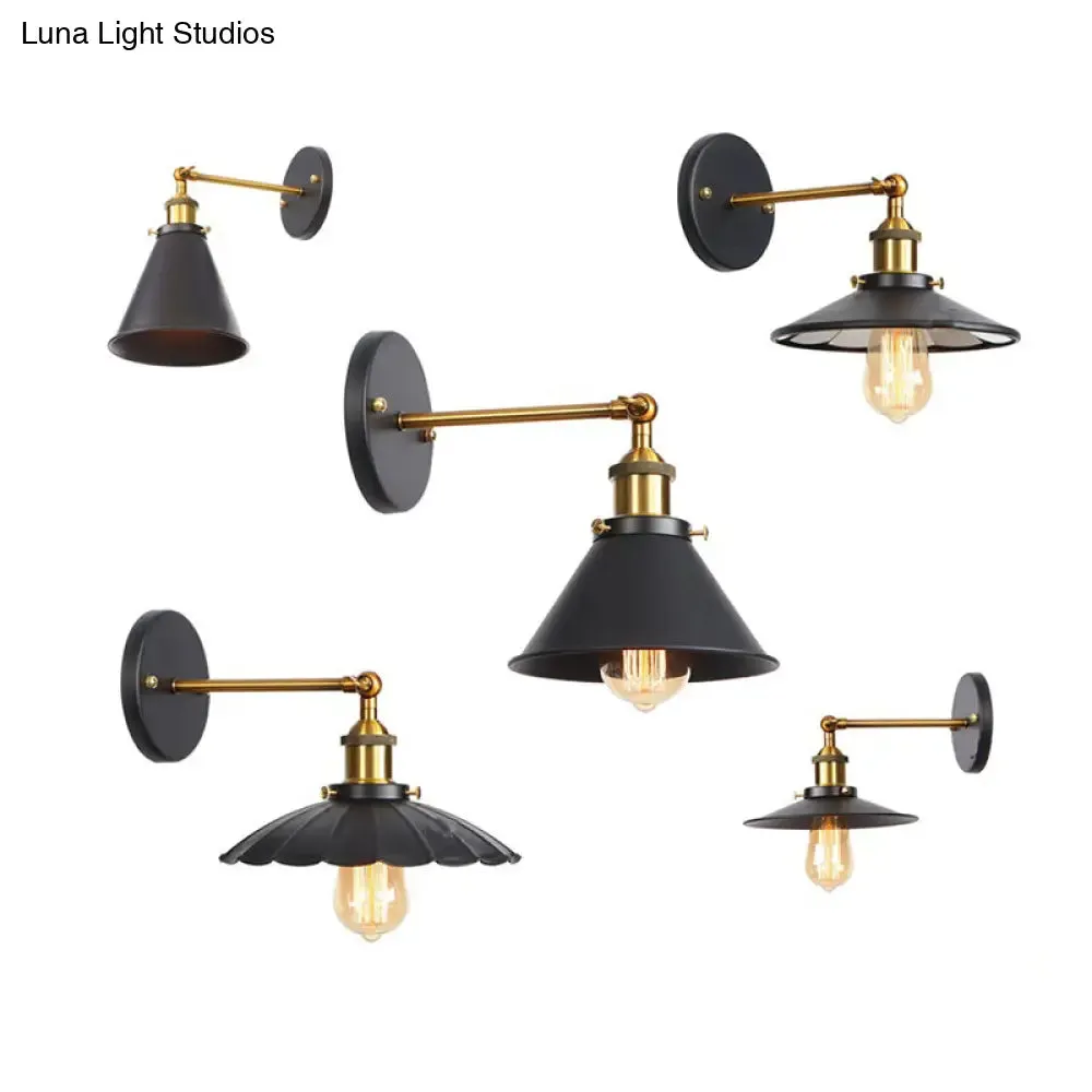 1-Bulb Metal Straight Arm Wall Light in Black and Brass - Dining Room Wall Mounted Fixture