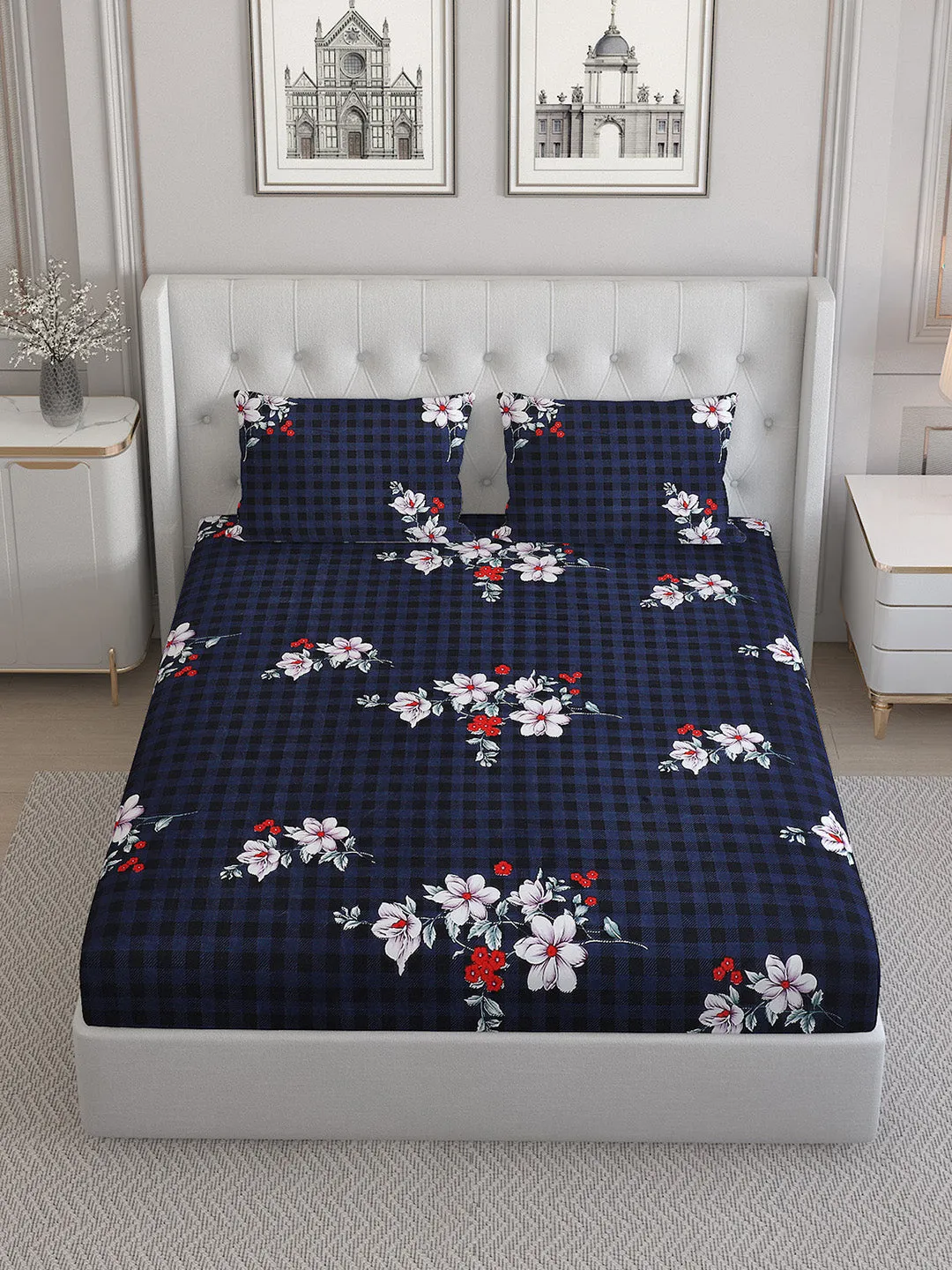 130 GSM  Polyester Double Bed Bedsheet with 2 Pillow Covers