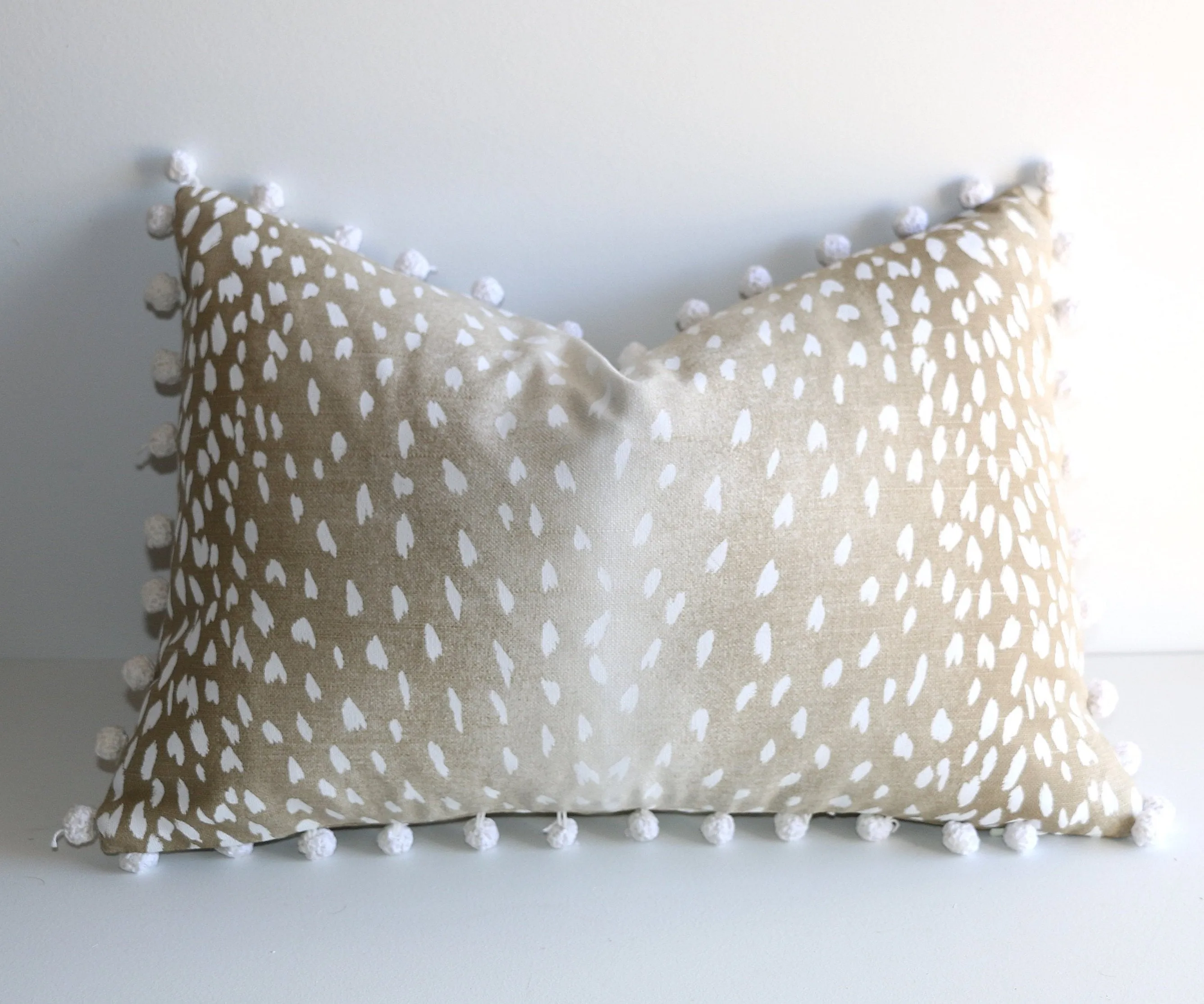 18x18 Fawn Pillow Cover / 18x18 Beige pillow / 18x18 accent pillow / 18x18 white throw pillow / 18x18 pillow / 18x18 couch pillow case