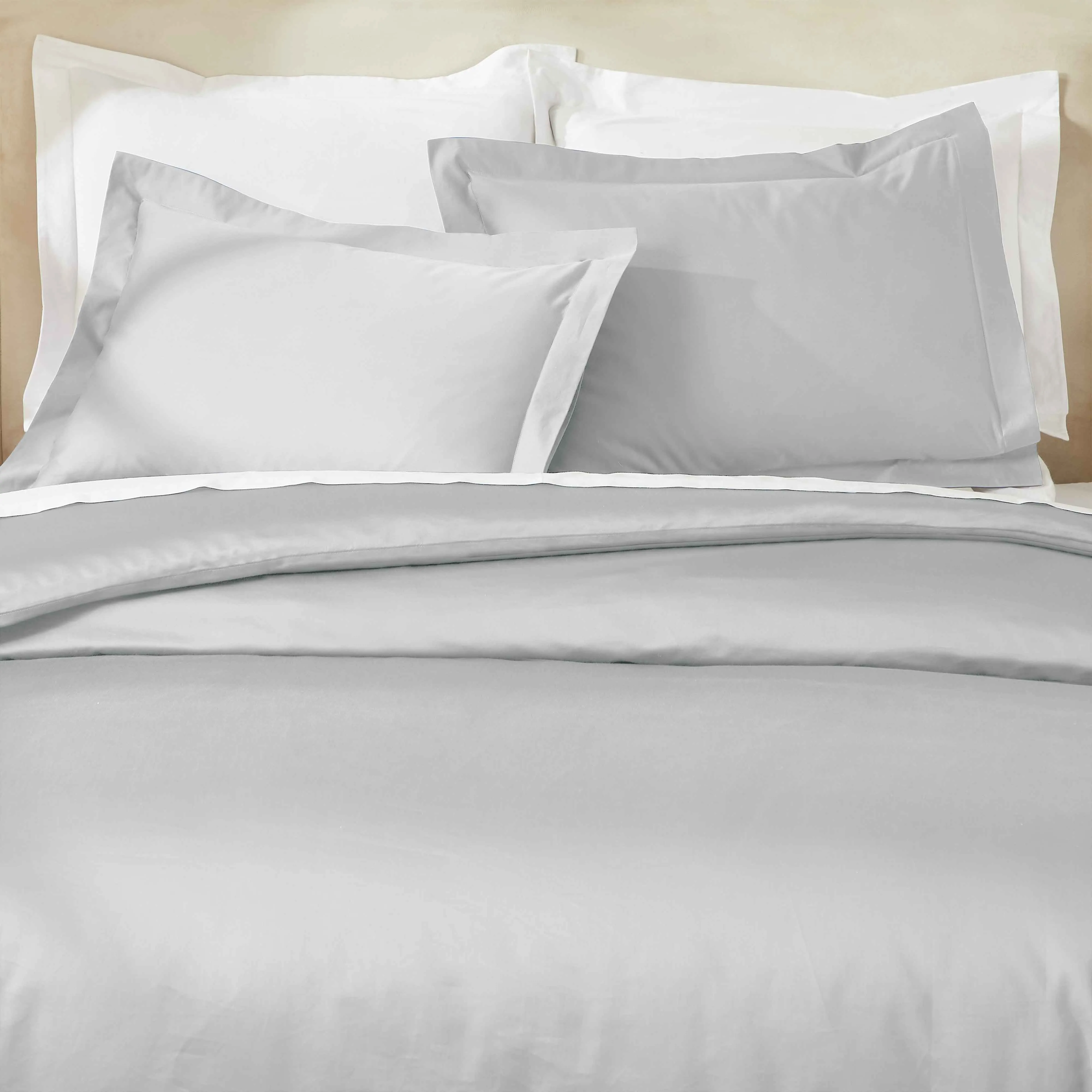 850 Thread Count Cotton Solid Luxury 3 Piece Duvet Cover Set