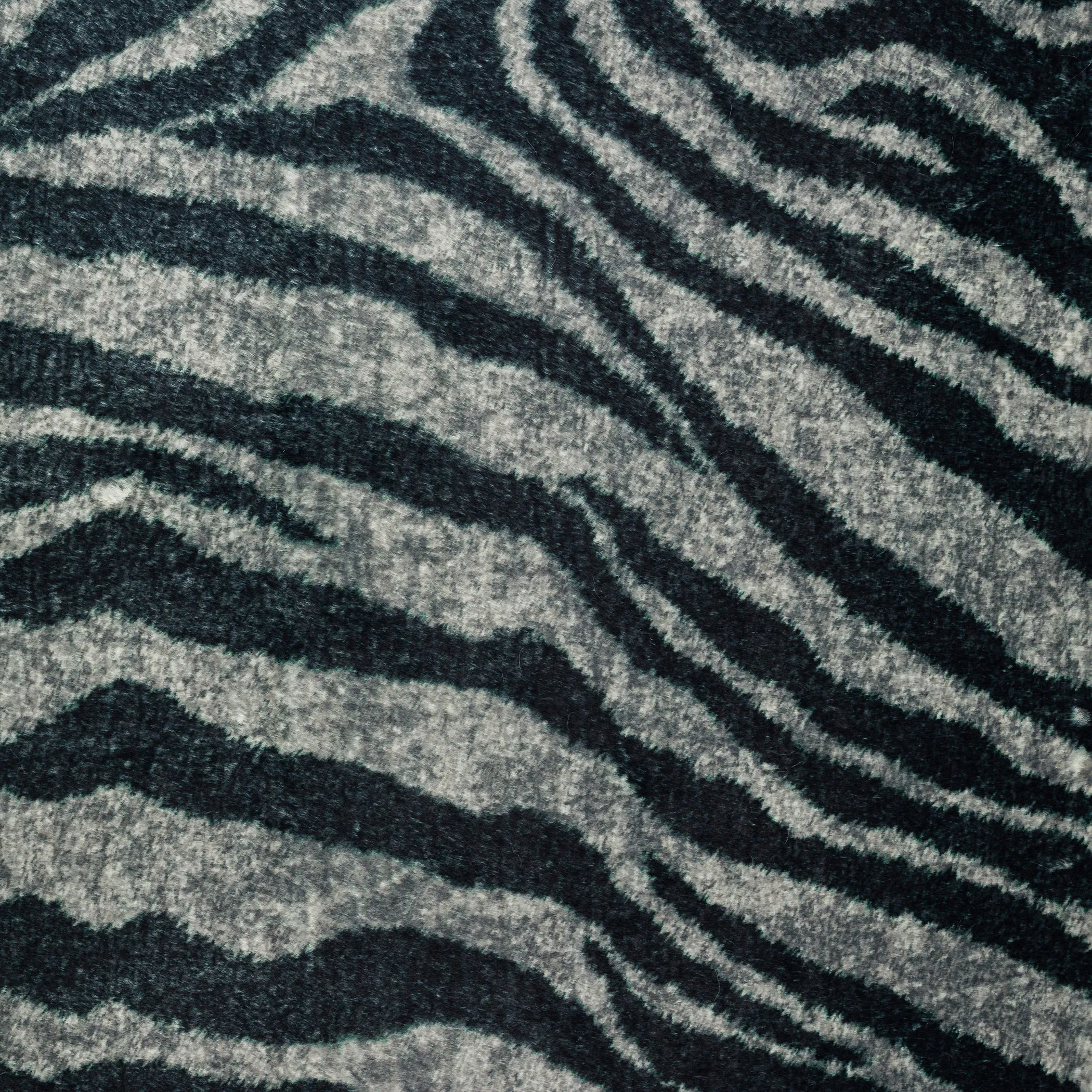 Akina Ultra-Soft 100% Polyester Shag Rug with Authentic Animal Print - Family & Pet Friendly Design