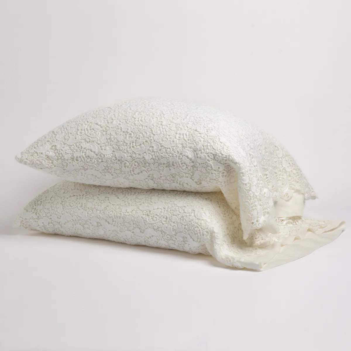 Allora Lace Pillowcase (Single)