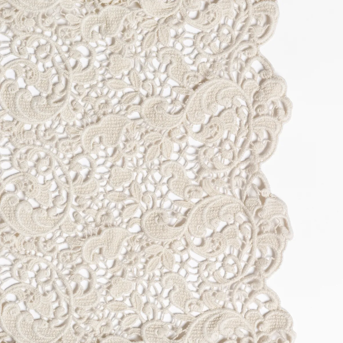 Allora Lace Pillowcase (Single)