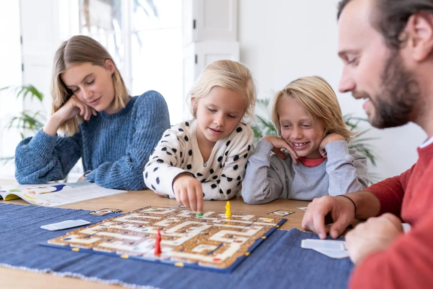 Disney 100 Labyrinth - The Moving Maze Family Game