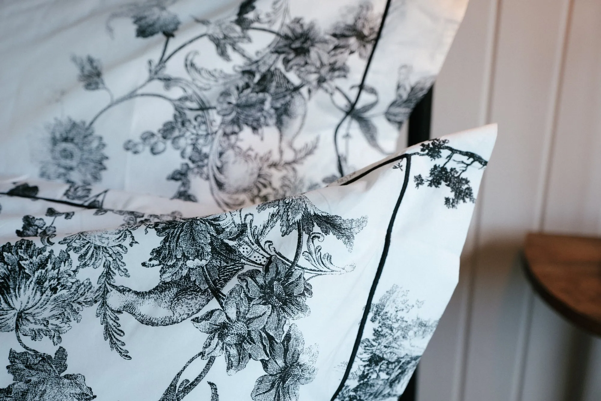 Foxford Black Toile Oxford Pillowcase