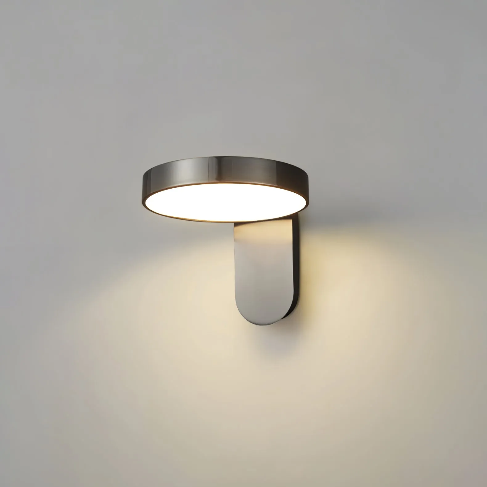 Guide Ring Wall Lamp