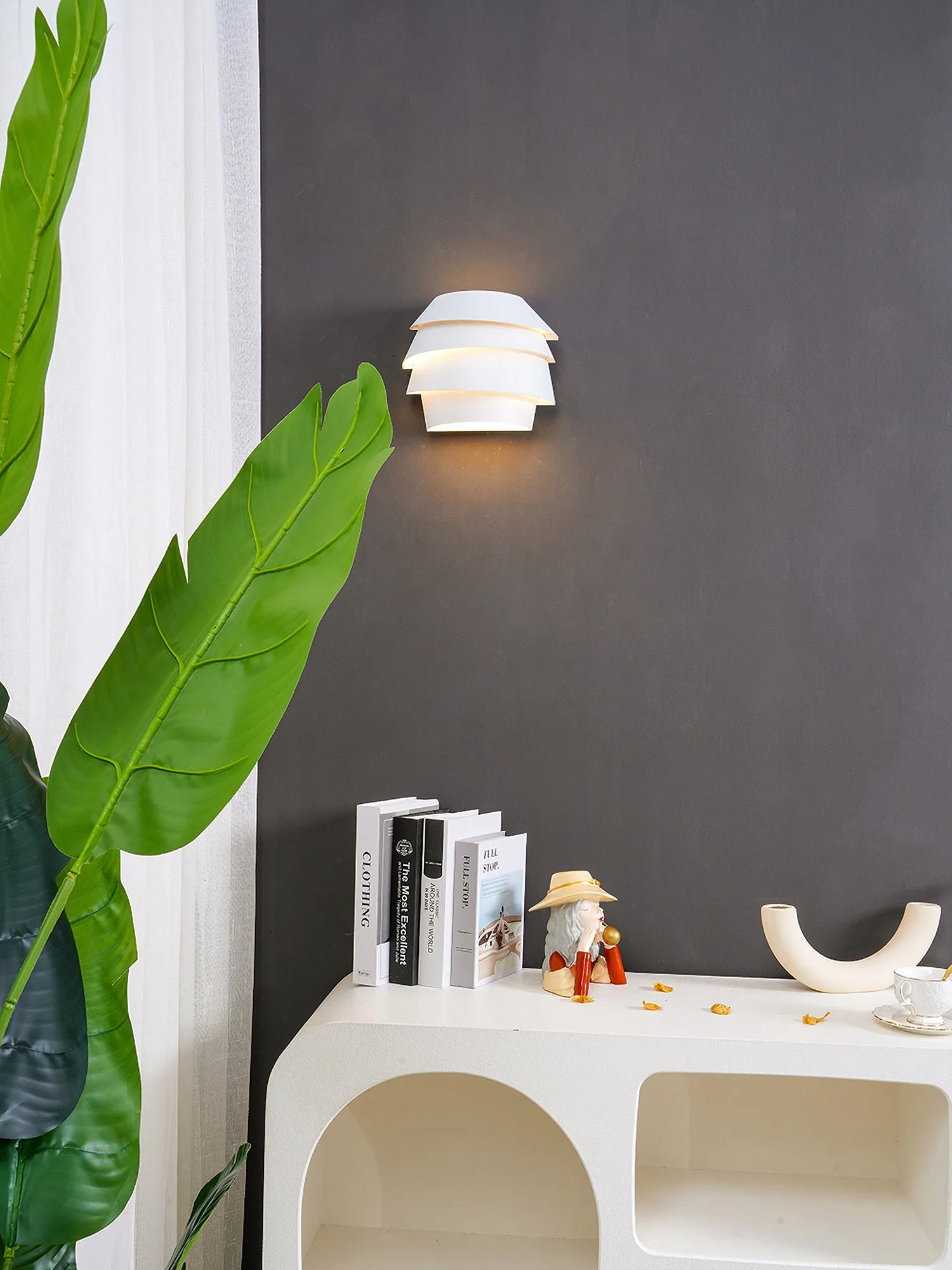 Le Soleil Wall Lamp