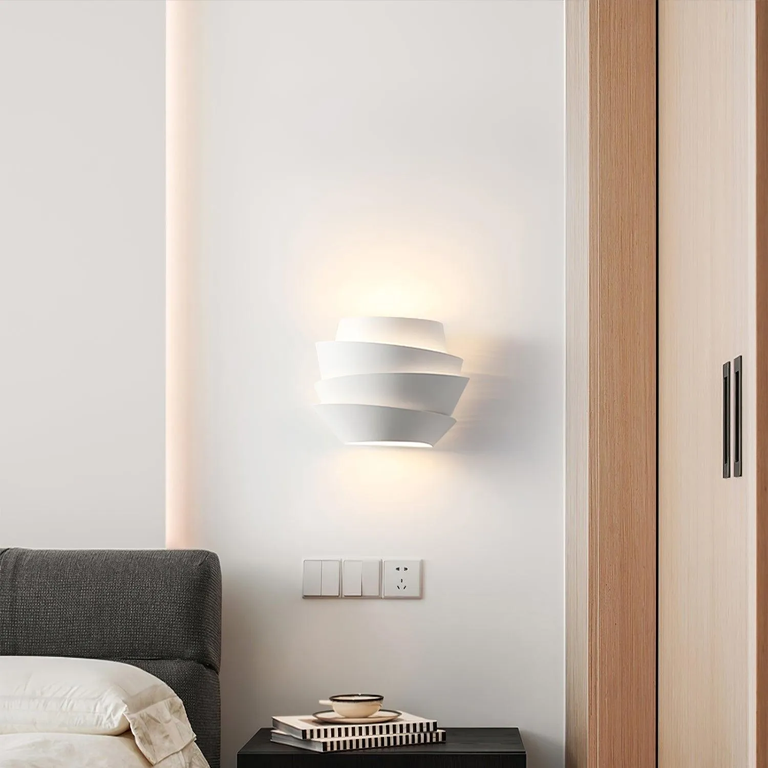 Le Soleil Wall Lamp