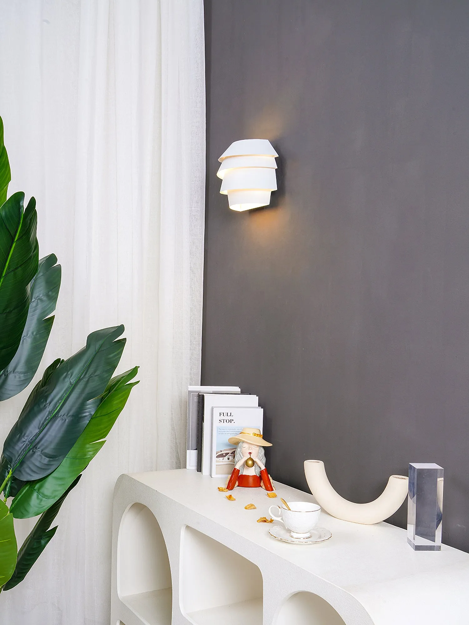 Le Soleil Wall Lamp