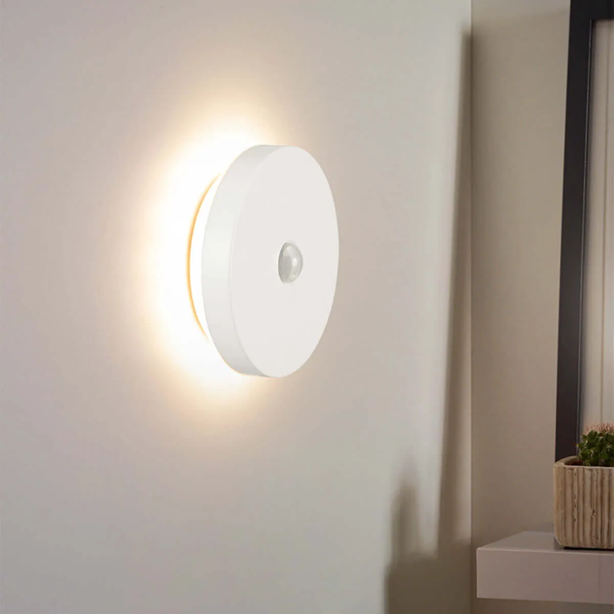 LED Wireless Rechargeable Motion Sensor Night Light