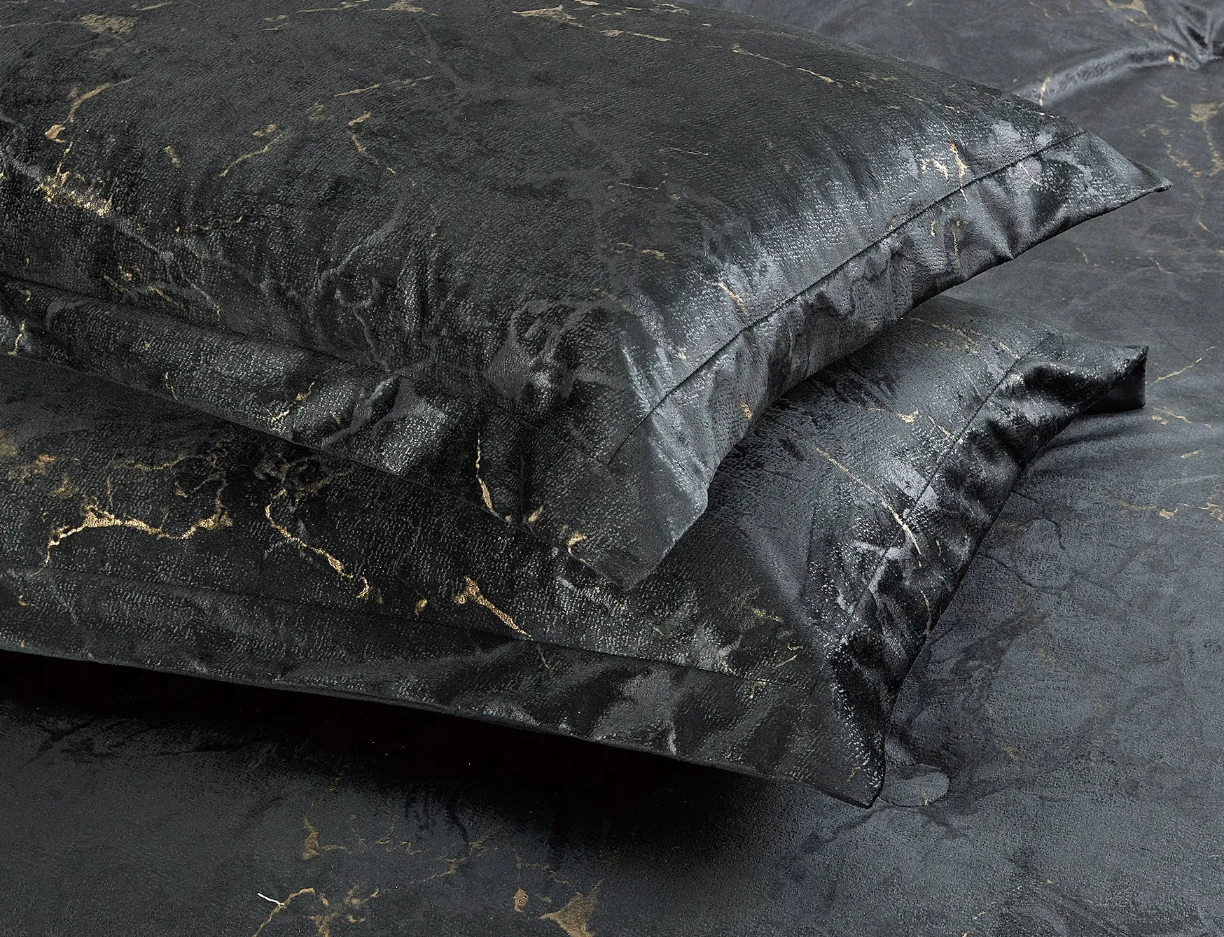 Marble Comforter Quilted Set Bedspread Bed skirt Pillow shams Double, King (Black)