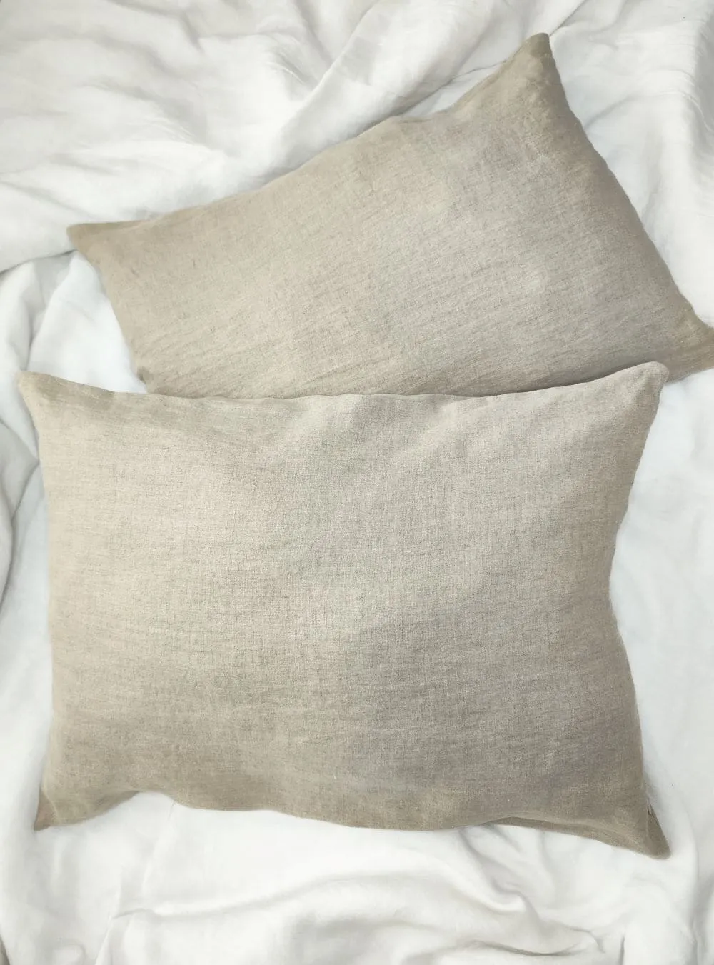 Natural Linen Pillowcase Set (2 pcs) - Handmade, Minimalist and Sophisticated Look for a Healthier and Relaxing Sleep