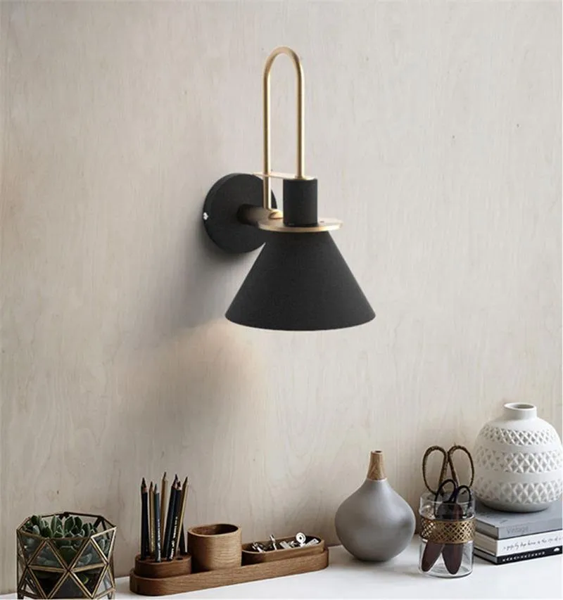 Nordic Metal Wall Sconce