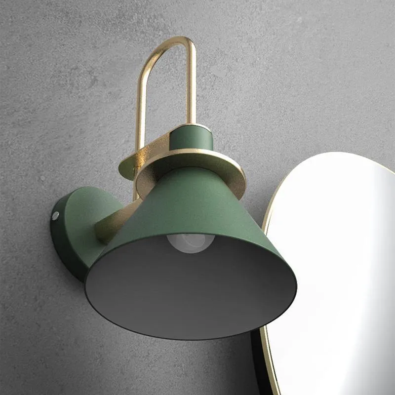 Nordic Metal Wall Sconce