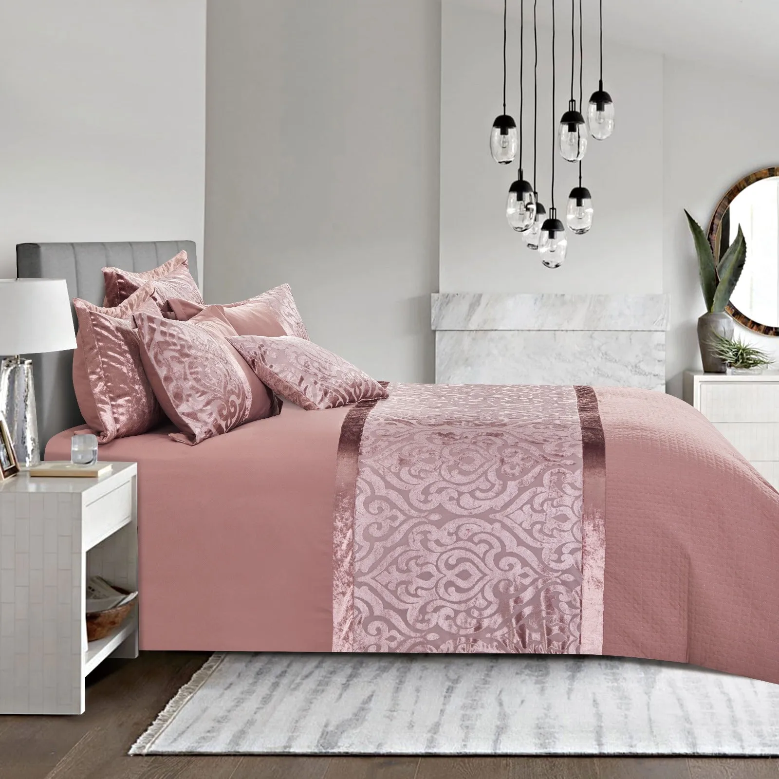 Pink Crushed Velvet Duvet Cover Set with 2 Pillowcases – Soft and Elegant Bed Quilt Cover