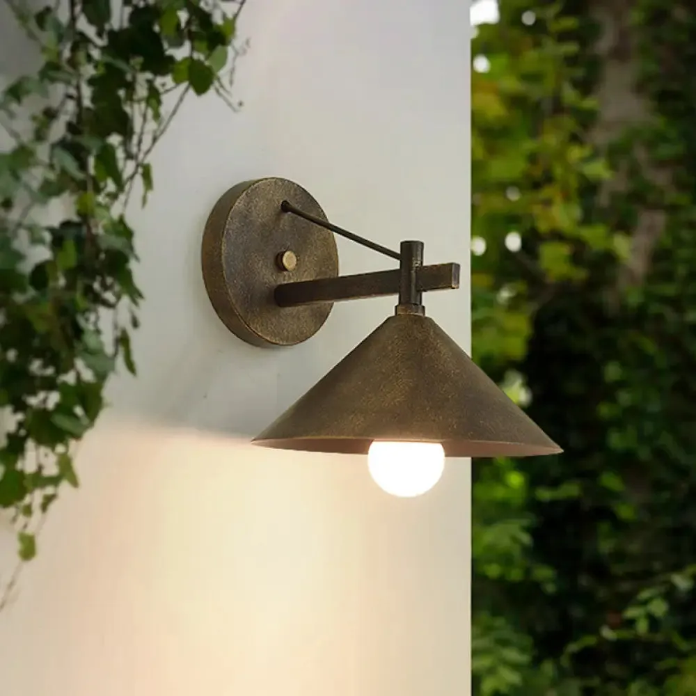 Retro Conical Wall Mount Lamp: Single Light Metal Wall Lighting in Matte Black/Brass/Aged Silver