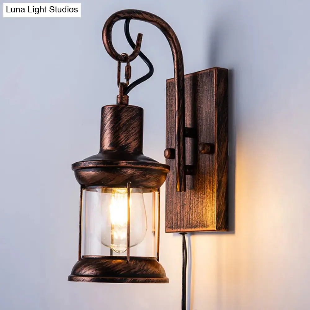 Retro Style Bronze Iron Lantern Wall Light - Single-Bulb Fixture for Restaurant Wall Lighting