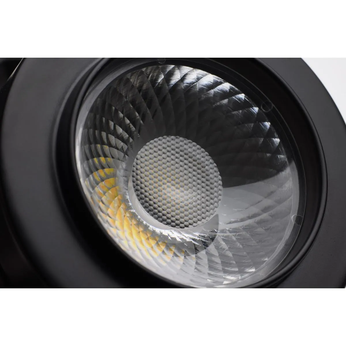 Starfish Smart LED Track Head Pinch Back 12W 1100 Lumens RGBTW, Halo, 36 Beam Angle, Black Finish