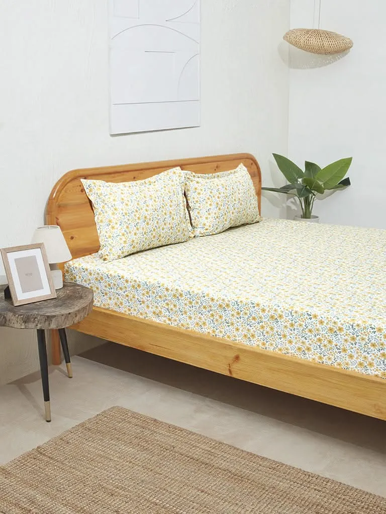 Westside Home Yellow Ditsy Floral Design King Bed Flat Sheet and Pillowcase Set