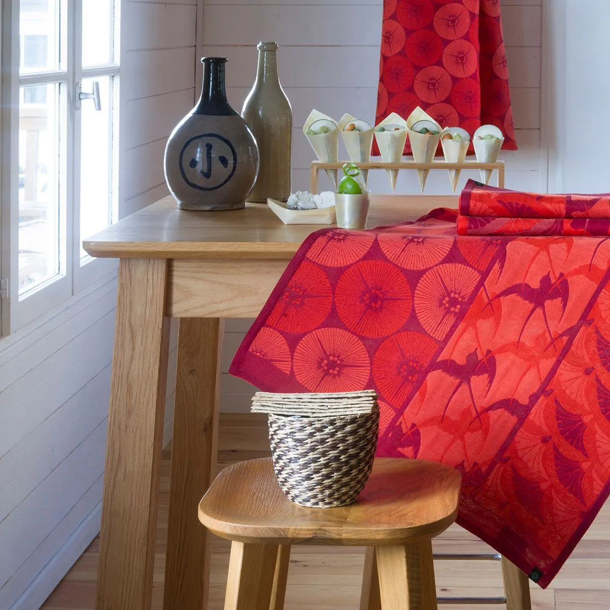 Yukata Red Tea Towel by Le Jacquard Français